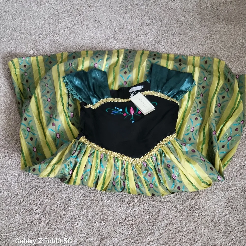 ♥️NWT♥️ TRISH SCULLY PLATINUM COLLECTION GIRLS COSTUME - Picture 6 of 13